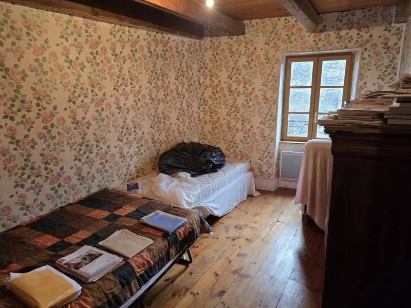 Maison - 92 m² - 5 pièces