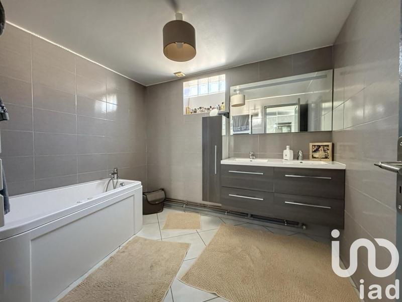 Maison - 160 m² - 5 pièces