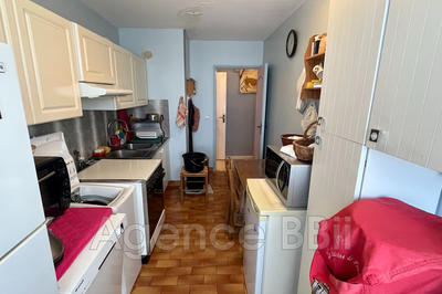 Appartement - 75 m² - 4 pièces