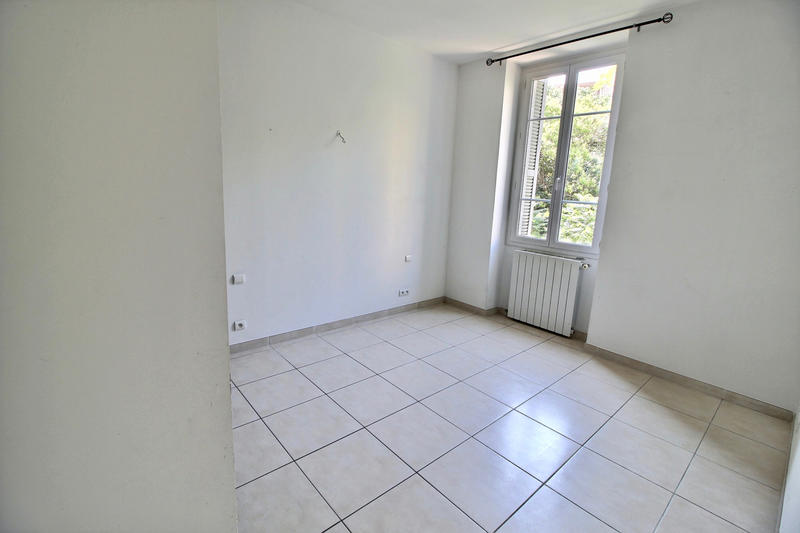 Appartement - 103 m² - 4 pièces
