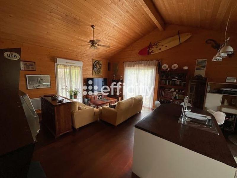 Maison de bois - 71 m² - 2 pièces