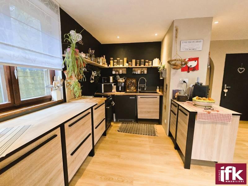 Maison - 150 m² - 7 pièces