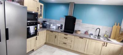 Maison - 220 m² - 8 pièces