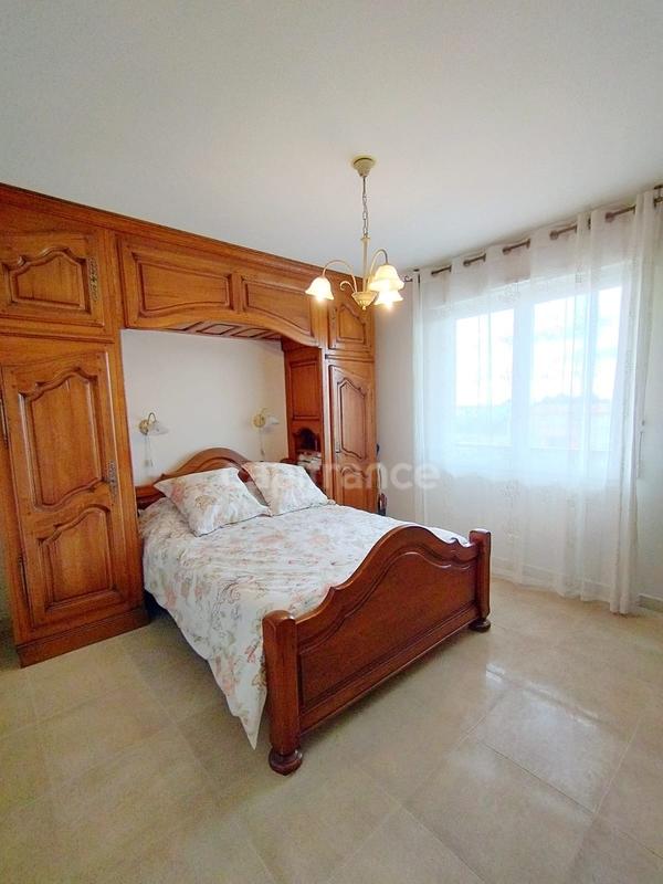 Appartement - 150 m² - 5 pièces