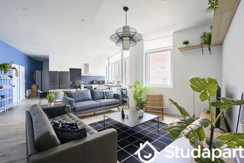 Chambre - 13 m² - 1 pièce