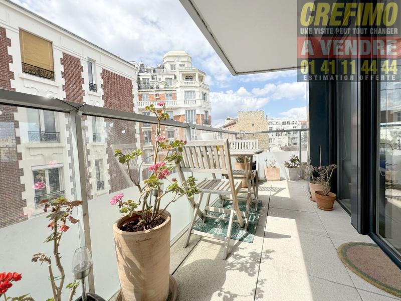 Appartement - 90 m² - 4 pièces