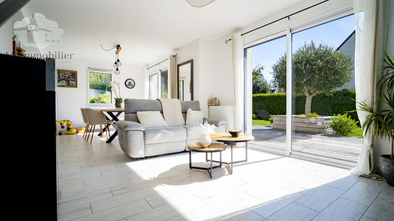 Maison - 101 m² - 6 pièces