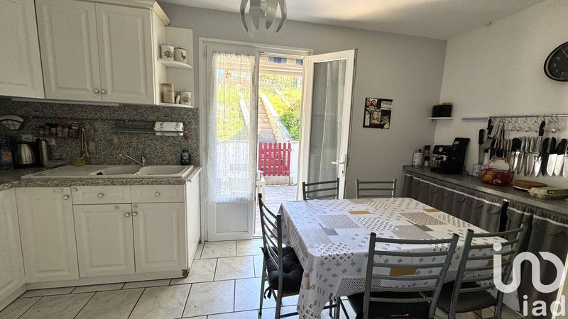 Maison - 117 m² - 8 pièces