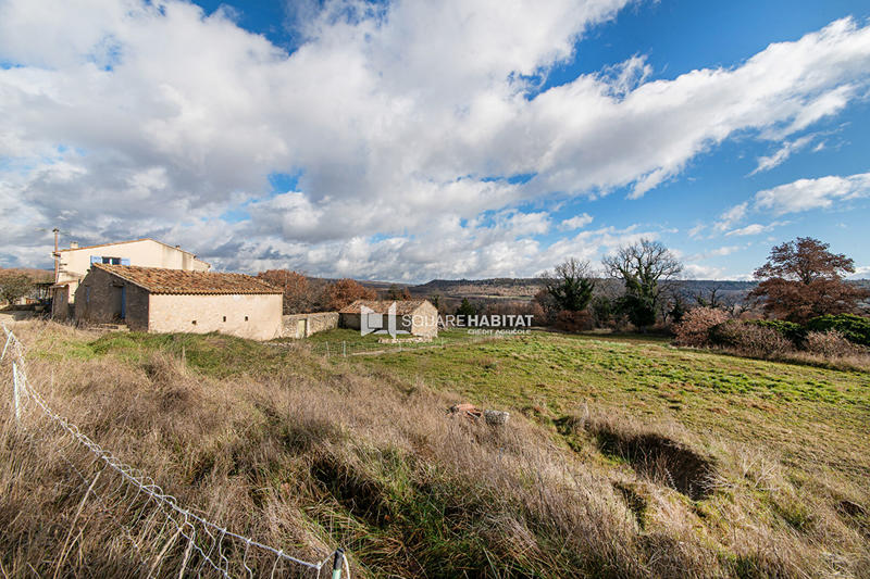 Maison - 235 m² - 7 pièces