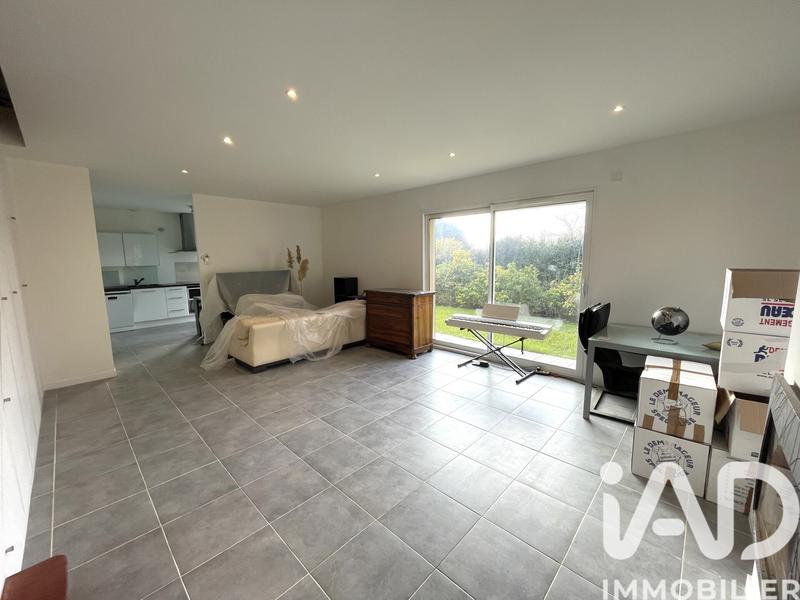 Maison - 98 m² - 4 pièces