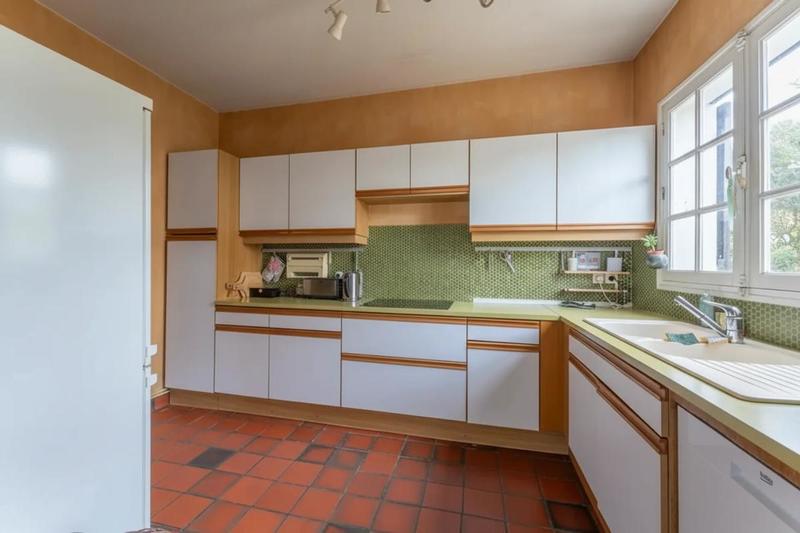 Maison - 211 m² - 6 pièces