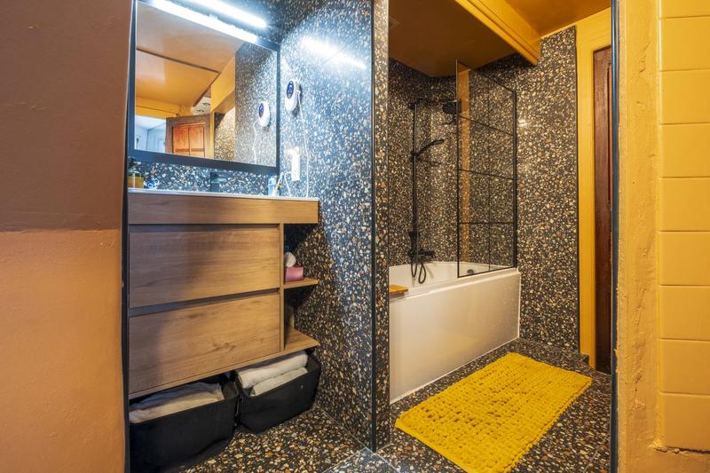 Appartement - 180 m² - 6 pièces