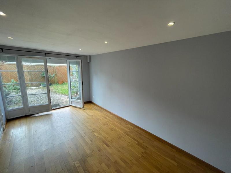 Maison - 160 m² - 8 pièces