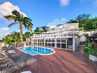 Villa - 262 m² - 7 pièces