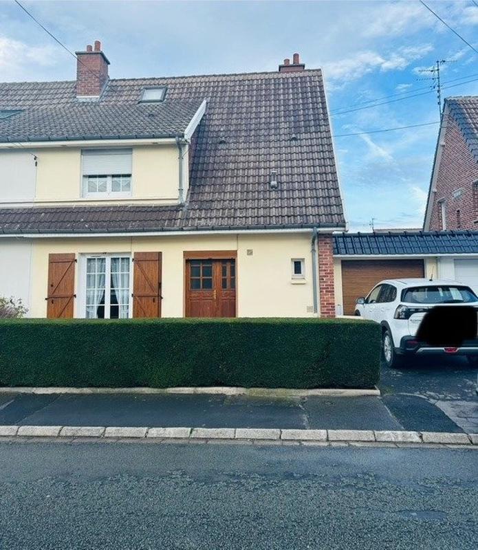 Maison - 104 m² - 5 pièces