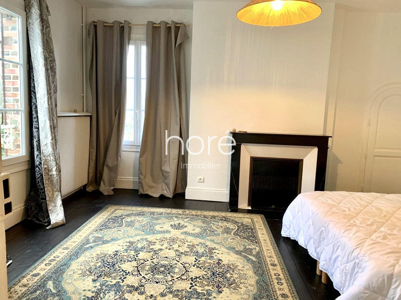 Maison ancienne - 275 m² - 8 pièces