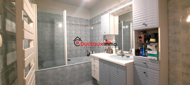 Appartement - 77 m² - 3 pièces