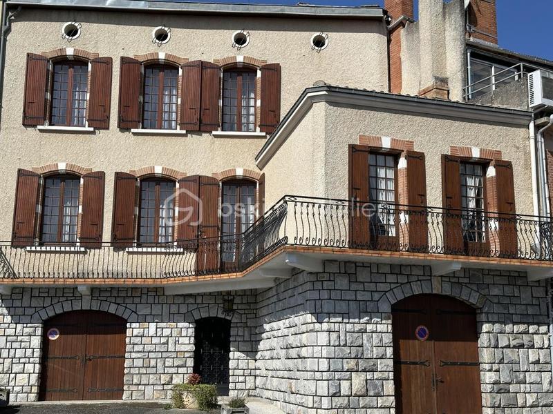 Maison de ville - 200 m² - 7 pièces