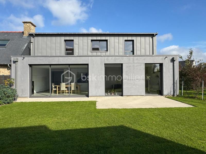 Maison - 135 m² - 5 pièces