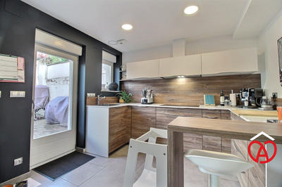 Maison - 143 m² - 6 pièces