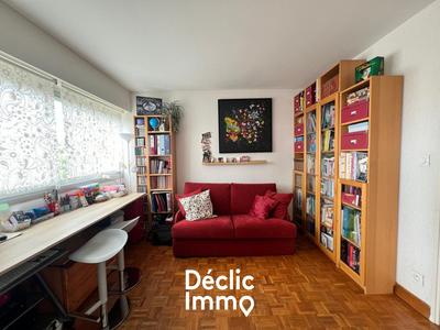 Appartement - 98 m² - 5 pièces