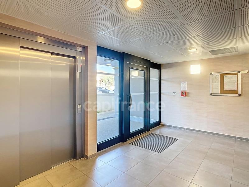 Appartement - 85 m² - 4 pièces