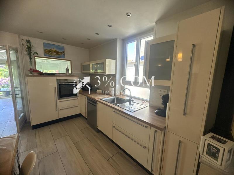 Maison - 148 m² - 7 pièces