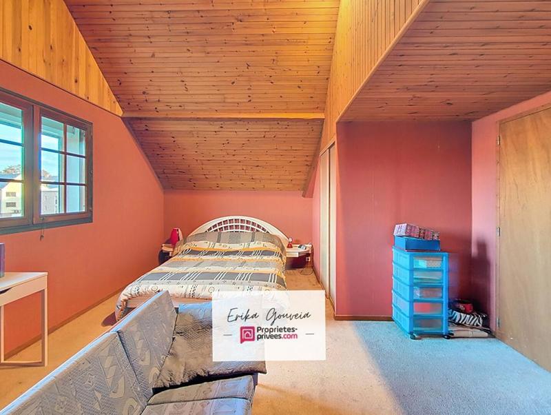 Maison - 123 m² - 7 pièces