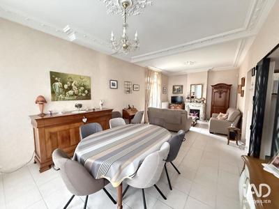 Maison - 143 m² - 7 pièces