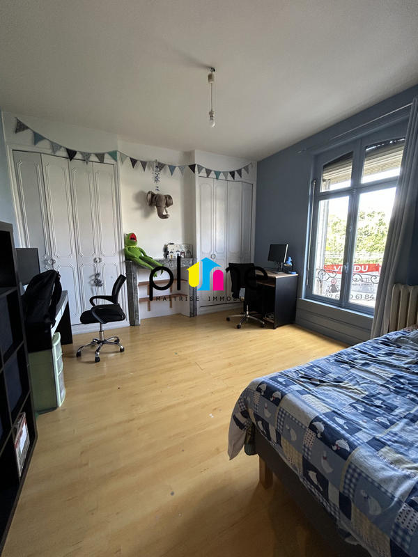 Maison - 176 m² - 6 pièces