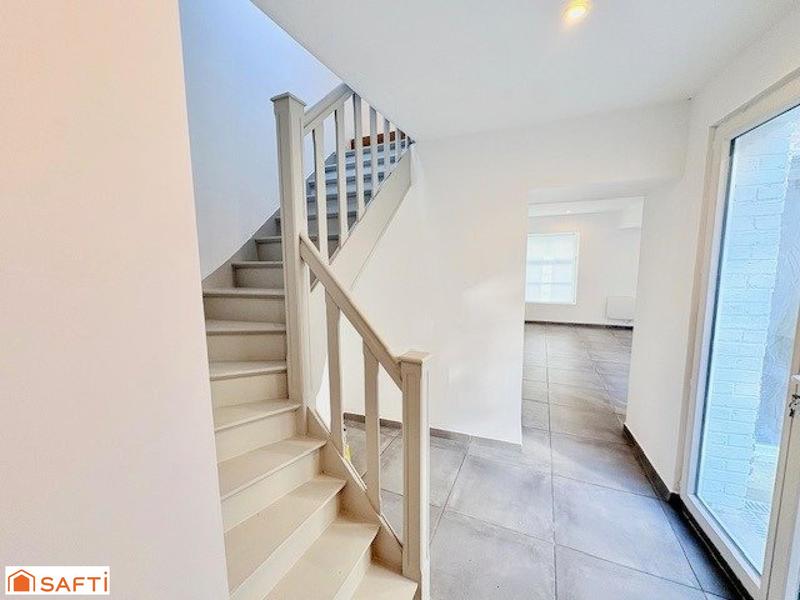 Maison - 149 m² - 8 pièces