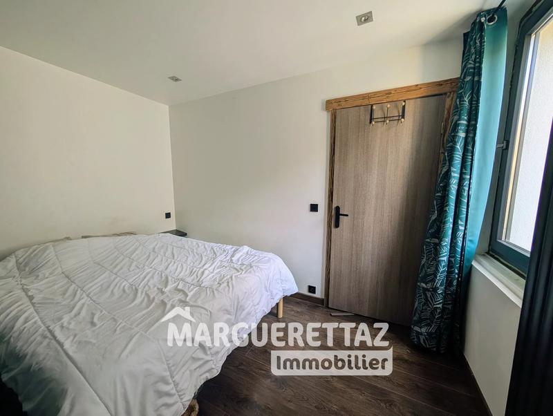 Maison jumelée - 90 m² - 4 pièces