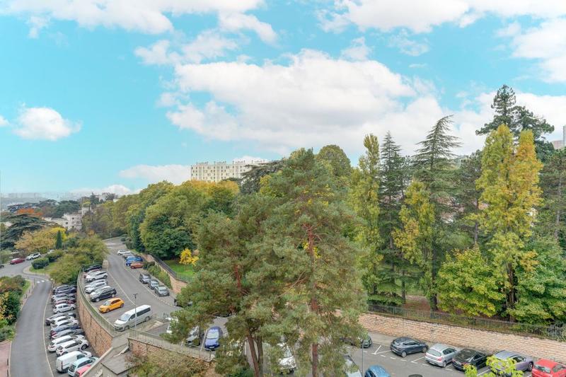 Appartement - 81 m² - 3 pièces