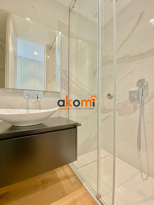 Maison - 202 m² - 6 pièces