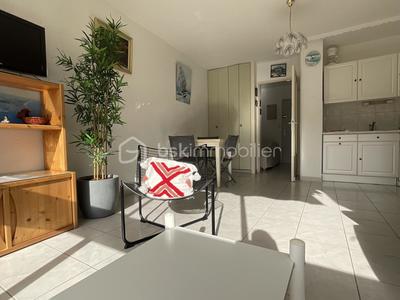 Studio - 24 m² - 1 pièce