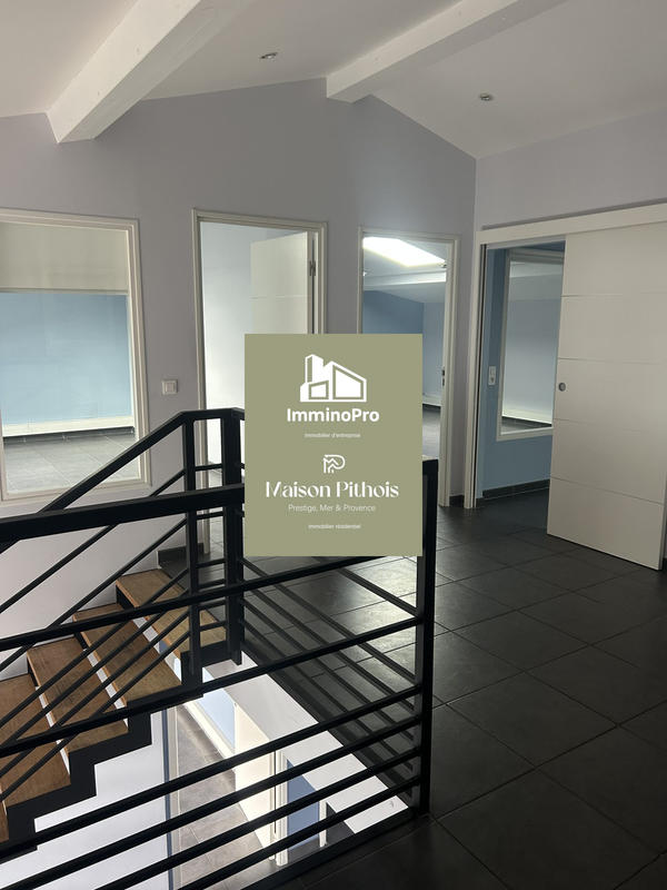 Local d'activités - 570 m²