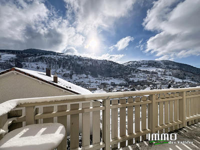 Maison - 260 m² - 6 pièces