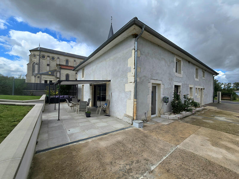 Maison - 259 m² - 6 pièces