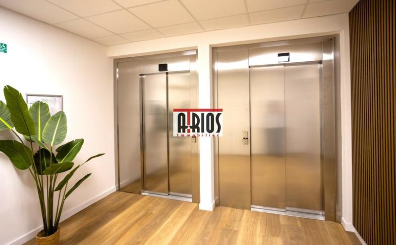 Bureau - 400 m²
