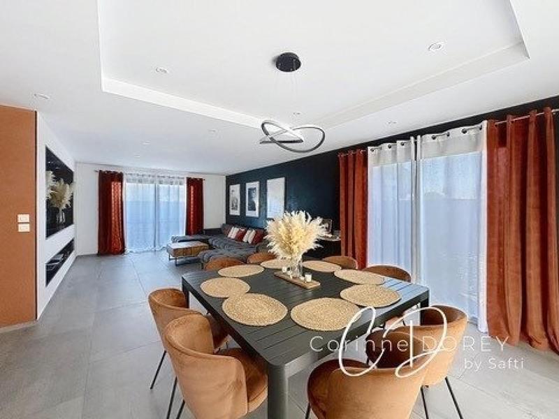 Maison - 148 m² - 5 pièces