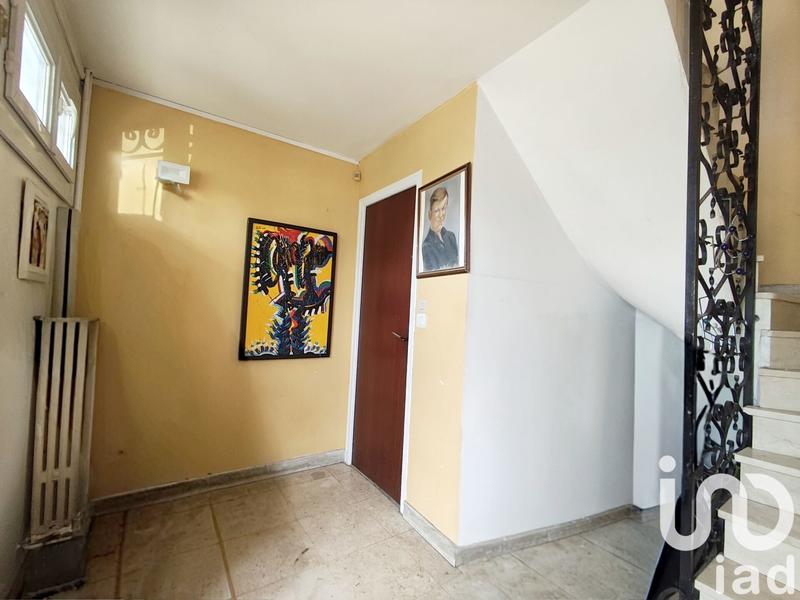 Maison - 237 m² - 10 pièces