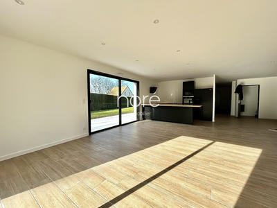 Maison - 144 m² - 5 pièces