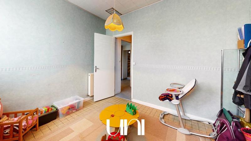 Maison - 209 m² - 7 pièces