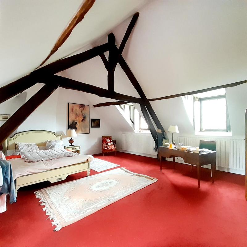 Maison ancienne - 265 m² - 8 pièces