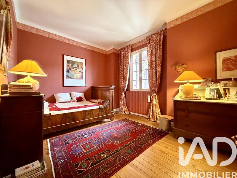 Maison - 271 m² - 6 pièces