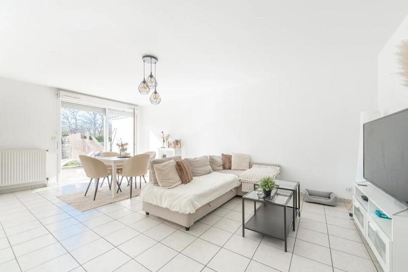 Appartement - 104 m² - 5 pièces