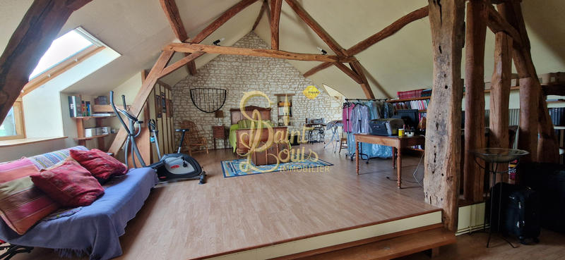 Maison - 265 m² - 8 pièces