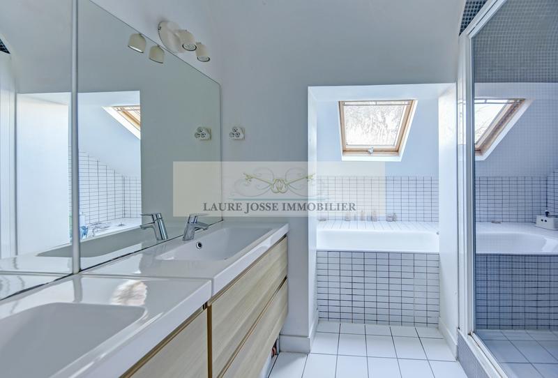 Maison ancienne - 185 m² - 7 pièces