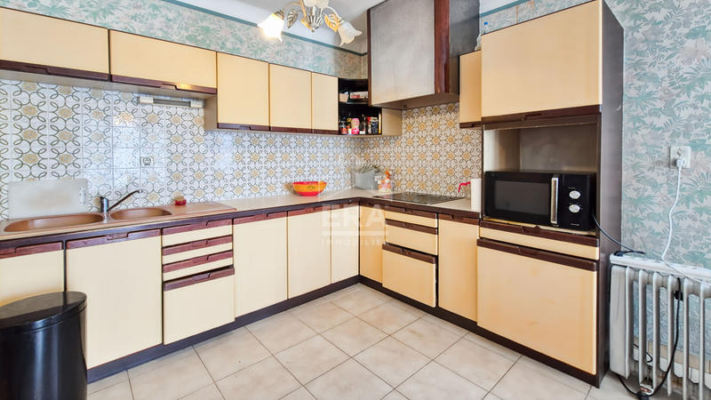 Maison - 183 m² - 5 pièces