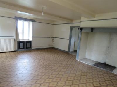 Maison - 80 m² - 5 pièces